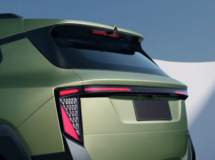 Crystal-Tower LED Tail Lights