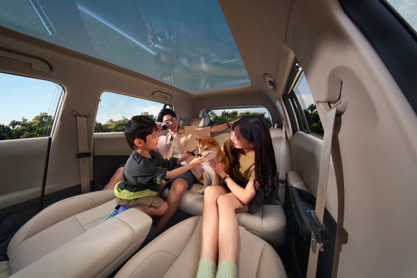 Fold-Flat Front Passenger Seat